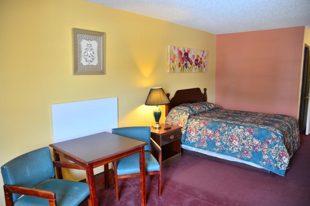 Scottish Inn And Suites Tomball Bilik gambar